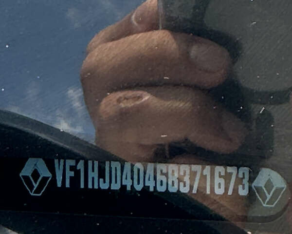 Білий Рено Дастер, об'ємом двигуна 1.6 л та пробігом 66 тис. км за 17000 $, фото 7 на Automoto.ua