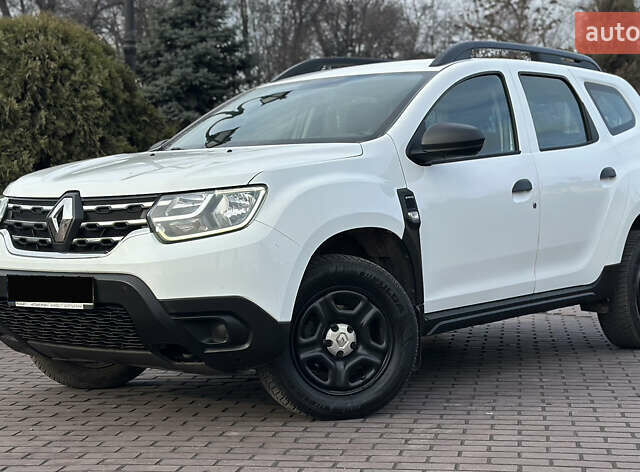 Білий Рено Дастер, об'ємом двигуна 1.5 л та пробігом 222 тис. км за 15500 $, фото 2 на Automoto.ua