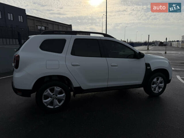 Білий Рено Дастер, об'ємом двигуна 1.6 л та пробігом 28 тис. км за 16800 $, фото 36 на Automoto.ua