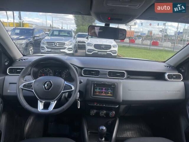 Белый Рено Дастер, объемом двигателя 1.6 л и пробегом 73 тыс. км за 16500 $, фото 9 на Automoto.ua