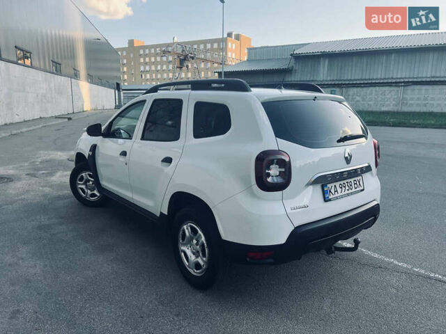 Білий Рено Дастер, об'ємом двигуна 1.6 л та пробігом 128 тис. км за 11000 $, фото 7 на Automoto.ua
