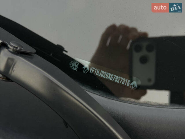 Білий Рено Дастер, об'ємом двигуна 1.6 л та пробігом 28 тис. км за 16800 $, фото 53 на Automoto.ua