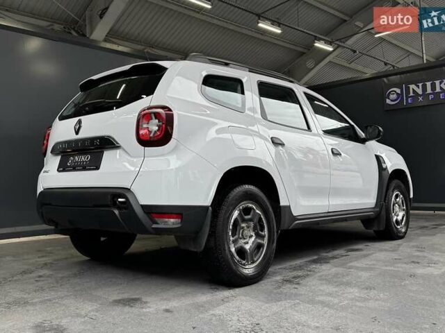 Рено Дастер 2021 в Киеве на Automoto.ua Белый Рено Дастер, объемом двигателя 1.5 л и пробегом 181 тыс. км за 14000 $, фото 18 на Automoto.ua
