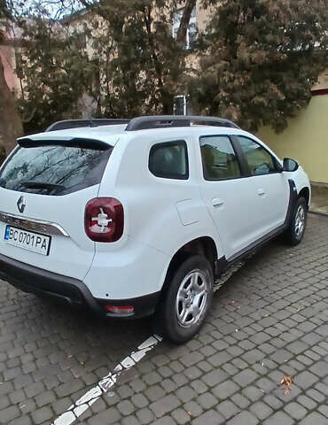 Белый Рено Дастер, объемом двигателя 1.6 л и пробегом 33 тыс. км за 16200 $, фото 18 на Automoto.ua