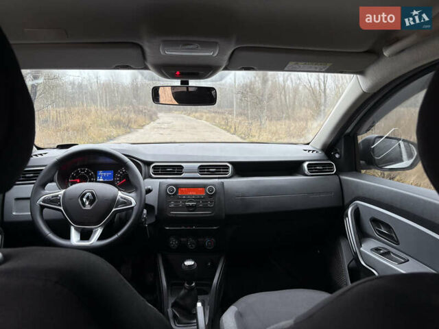 Белый Рено Дастер, объемом двигателя 1.6 л и пробегом 75 тыс. км за 12999 $, фото 12 на Automoto.ua