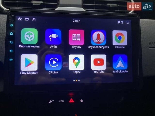 Белый Рено Дастер, объемом двигателя 1.5 л и пробегом 69 тыс. км за 19999 $, фото 31 на Automoto.ua