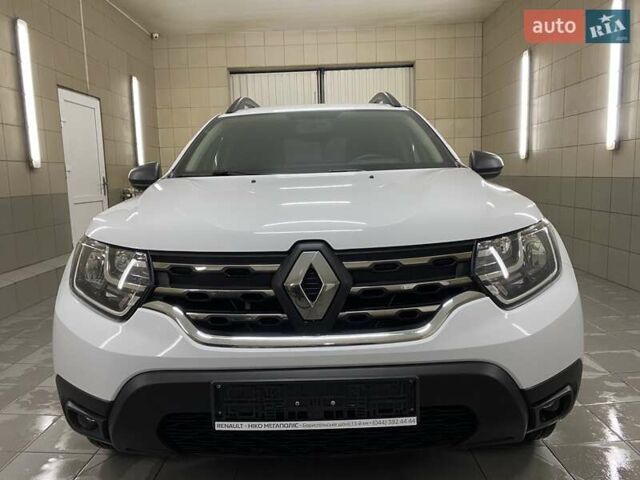 Белый Рено Дастер, объемом двигателя 1.5 л и пробегом 69 тыс. км за 19999 $, фото 1 на Automoto.ua