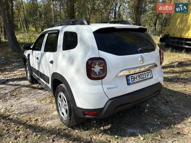 Белый Рено Дастер, объемом двигателя 1.6 л и пробегом 75 тыс. км за 13900 $, фото 7 на Automoto.ua