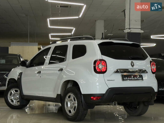 Белый Рено Дастер, объемом двигателя 1.46 л и пробегом 140 тыс. км за 17299 $, фото 12 на Automoto.ua