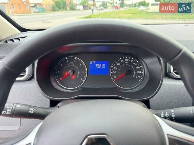 Белый Рено Дастер, объемом двигателя 1.46 л и пробегом 49 тыс. км за 17900 $, фото 16 на Automoto.ua