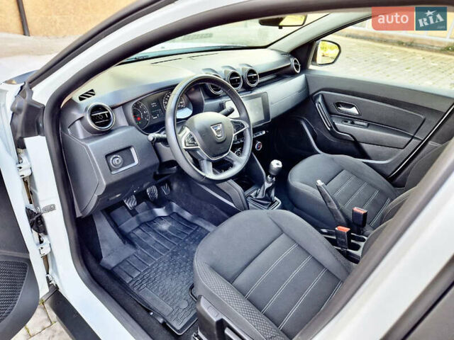 Белый Рено Дастер, объемом двигателя 1.5 л и пробегом 152 тыс. км за 16700 $, фото 12 на Automoto.ua