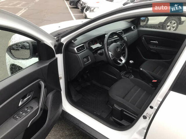 Білий Рено Дастер, об'ємом двигуна 1.5 л та пробігом 20 тис. км за 17300 $, фото 10 на Automoto.ua