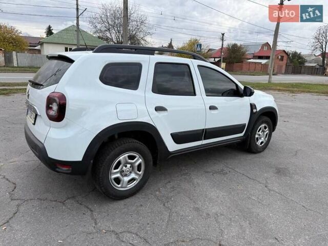 Белый Рено Дастер, объемом двигателя 1.46 л и пробегом 46 тыс. км за 20000 $, фото 3 на Automoto.ua