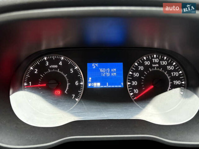 Белый Рено Дастер, объемом двигателя 1.6 л и пробегом 75 тыс. км за 12999 $, фото 14 на Automoto.ua