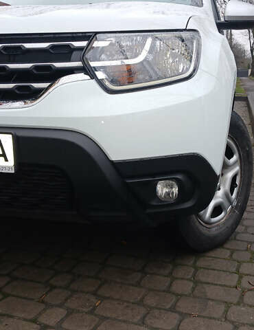 Белый Рено Дастер, объемом двигателя 1.6 л и пробегом 33 тыс. км за 16200 $, фото 9 на Automoto.ua