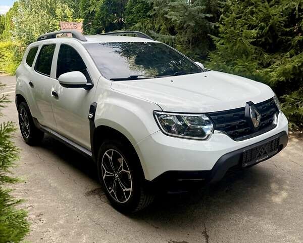 Белый Рено Дастер, объемом двигателя 1.5 л и пробегом 63 тыс. км за 16500 $, фото 5 на Automoto.ua
