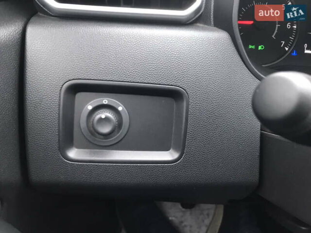 Білий Рено Дастер, об'ємом двигуна 1.5 л та пробігом 20 тис. км за 17300 $, фото 12 на Automoto.ua
