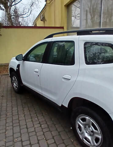 Белый Рено Дастер, объемом двигателя 1.6 л и пробегом 33 тыс. км за 16200 $, фото 17 на Automoto.ua