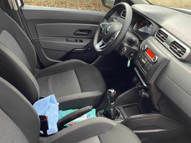 Белый Рено Дастер, объемом двигателя 1.5 л и пробегом 68 тыс. км за 19100 $, фото 6 на Automoto.ua