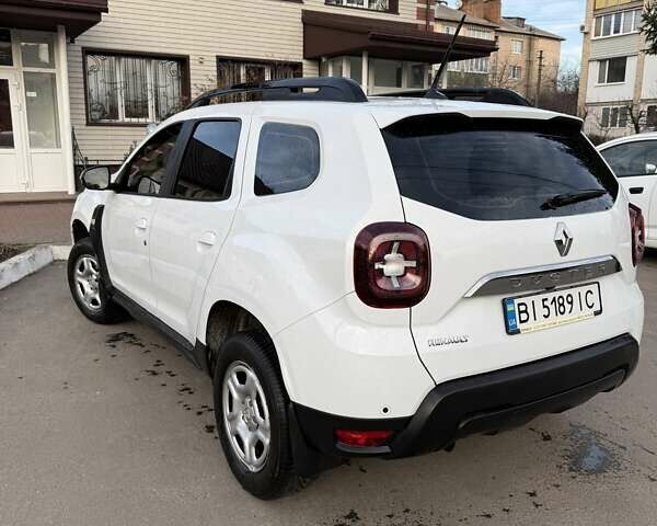 Белый Рено Дастер, объемом двигателя 1.6 л и пробегом 32 тыс. км за 18000 $, фото 1 на Automoto.ua