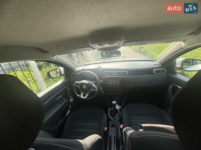 Белый Рено Дастер, объемом двигателя 1.5 л и пробегом 34 тыс. км за 19500 $, фото 5 на Automoto.ua