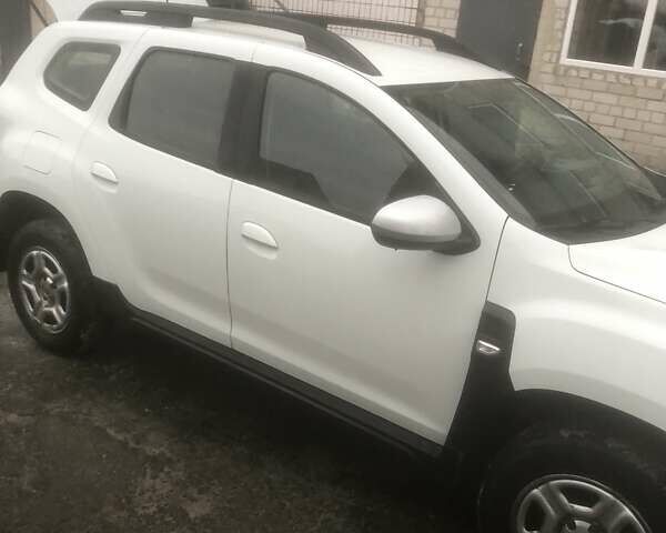 Белый Рено Дастер, объемом двигателя 1.5 л и пробегом 135 тыс. км за 19900 $, фото 4 на Automoto.ua