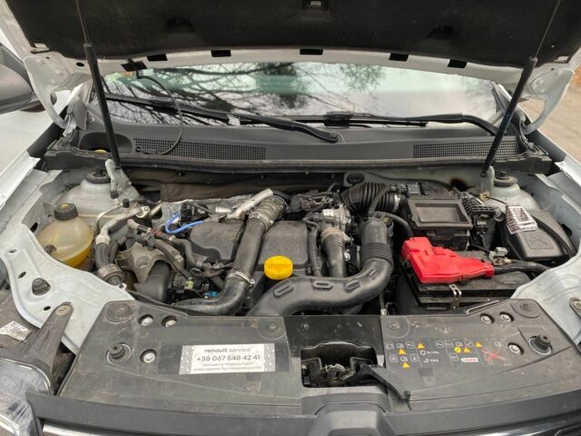 Белый Рено Дастер, объемом двигателя 1.5 л и пробегом 68 тыс. км за 19100 $, фото 7 на Automoto.ua