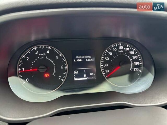 Белый Рено Дастер, объемом двигателя 1.5 л и пробегом 42 тыс. км за 20000 $, фото 14 на Automoto.ua