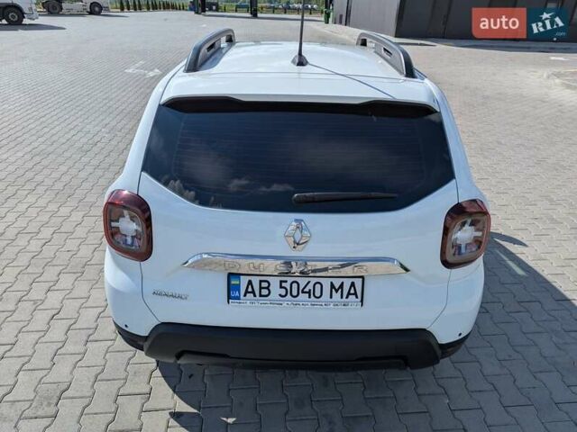 Белый Рено Дастер, объемом двигателя 1.5 л и пробегом 16 тыс. км за 22100 $, фото 7 на Automoto.ua