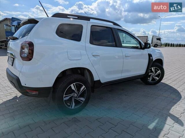 Белый Рено Дастер, объемом двигателя 1.5 л и пробегом 16 тыс. км за 22100 $, фото 9 на Automoto.ua