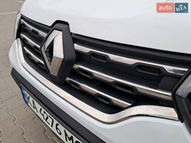 Белый Рено Дастер, объемом двигателя 1.5 л и пробегом 16 тыс. км за 16800 $, фото 19 на Automoto.ua