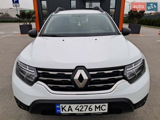 Белый Рено Дастер, объемом двигателя 1.5 л и пробегом 16 тыс. км за 16800 $, фото 39 на Automoto.ua