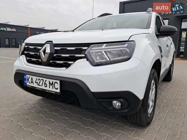 Белый Рено Дастер, объемом двигателя 1.5 л и пробегом 16 тыс. км за 16800 $, фото 8 на Automoto.ua