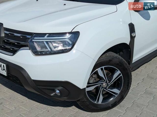 Белый Рено Дастер, объемом двигателя 1.5 л и пробегом 16 тыс. км за 22100 $, фото 17 на Automoto.ua