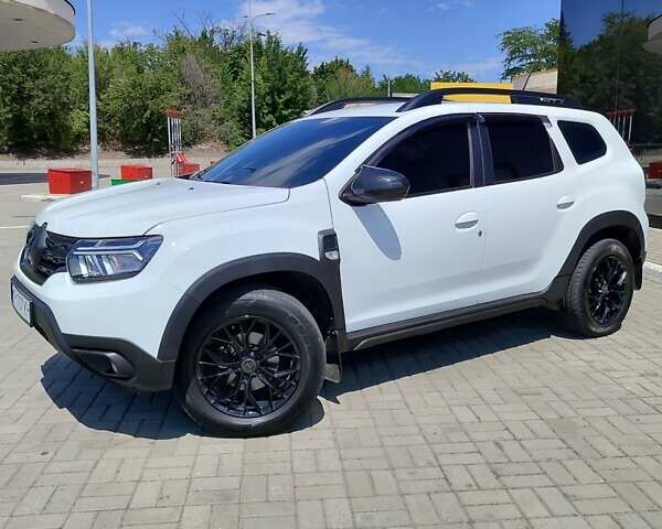 Белый Рено Дастер, объемом двигателя 1.5 л и пробегом 39 тыс. км за 22300 $, фото 6 на Automoto.ua