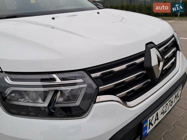 Белый Рено Дастер, объемом двигателя 1.5 л и пробегом 16 тыс. км за 16800 $, фото 3 на Automoto.ua
