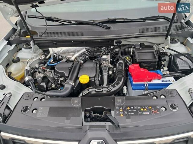 Белый Рено Дастер, объемом двигателя 1.5 л и пробегом 16 тыс. км за 16800 $, фото 30 на Automoto.ua