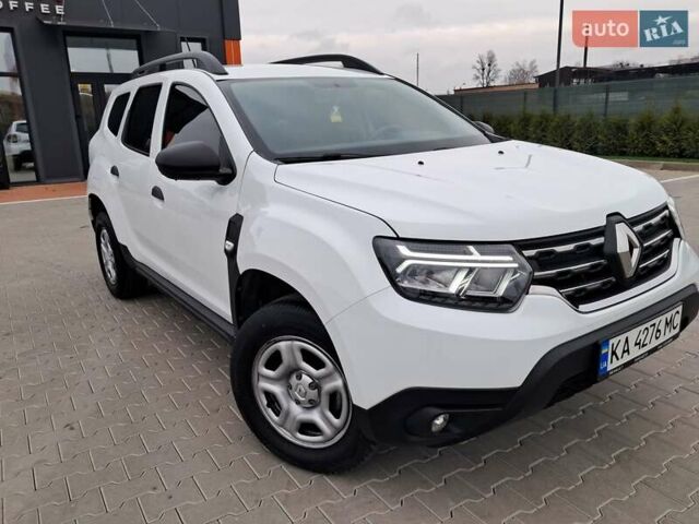 Белый Рено Дастер, объемом двигателя 1.5 л и пробегом 16 тыс. км за 16800 $, фото 40 на Automoto.ua