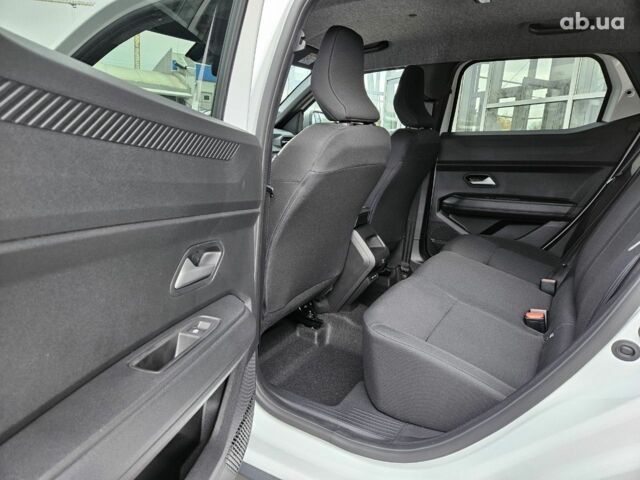 Белый Рено Дастер, объемом двигателя 0 л и пробегом 1 тыс. км за 26173 $, фото 13 на Automoto.ua