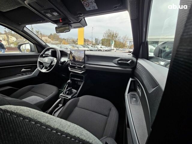 Белый Рено Дастер, объемом двигателя 0 л и пробегом 1 тыс. км за 26173 $, фото 11 на Automoto.ua