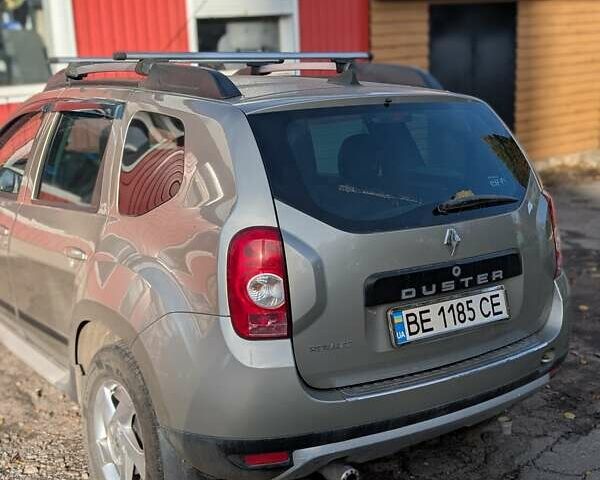 Бежевый Рено Дастер, объемом двигателя 1.6 л и пробегом 120 тыс. км за 8000 $, фото 3 на Automoto.ua