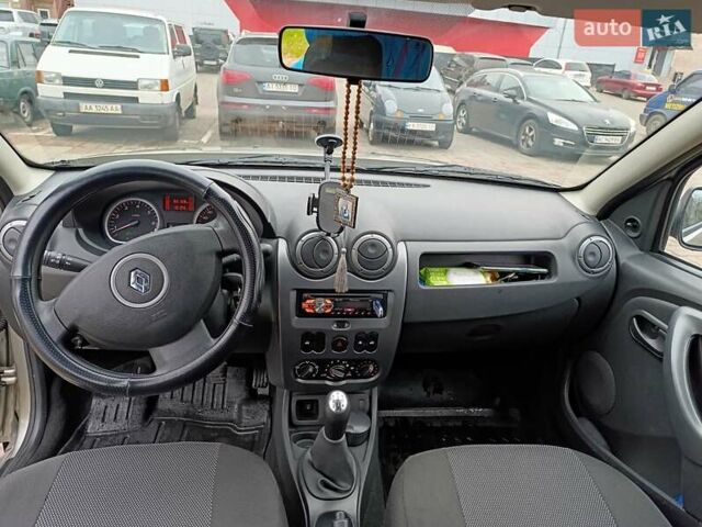 Бежевий Рено Дастер, об'ємом двигуна 1.6 л та пробігом 66 тис. км за 10000 $, фото 13 на Automoto.ua