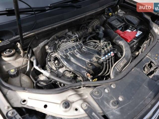 Бежевий Рено Дастер, об'ємом двигуна 1.6 л та пробігом 160 тис. км за 16800 $, фото 37 на Automoto.ua