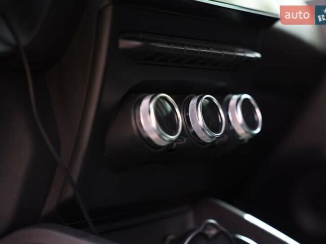 Бежевий Рено Дастер, об'ємом двигуна 1.6 л та пробігом 160 тис. км за 16800 $, фото 19 на Automoto.ua