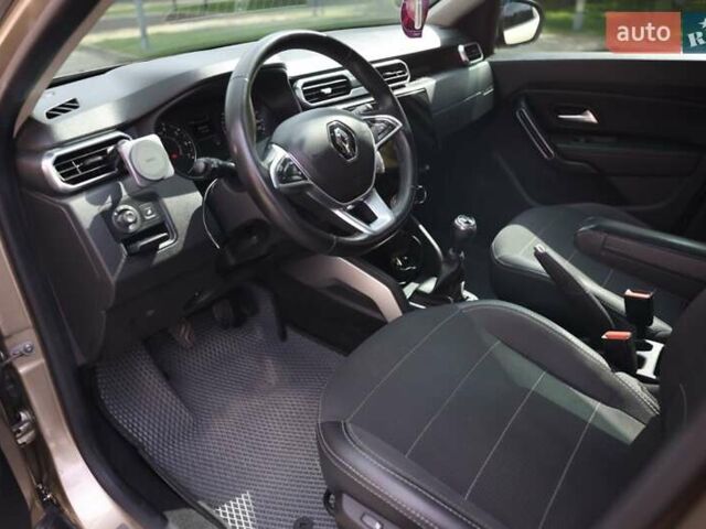 Бежевий Рено Дастер, об'ємом двигуна 1.6 л та пробігом 160 тис. км за 16800 $, фото 43 на Automoto.ua