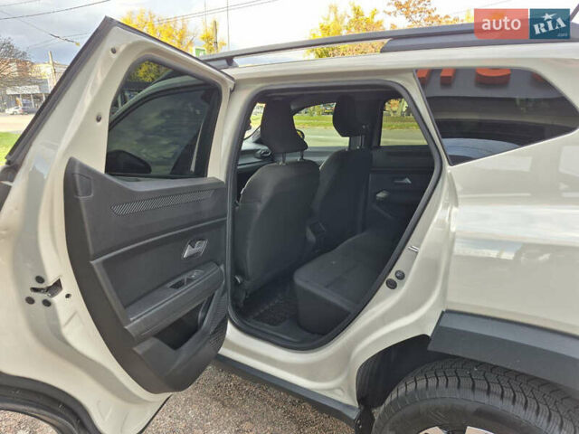 Рено Дастер 2025 в Кропивницком (Кировограде) на Automoto.ua Бежевый Рено Дастер, объемом двигателя 1.33 л и пробегом 13 тыс. км за 24500 $, фото 8 на Automoto.ua