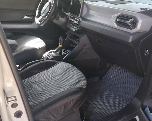 Бежевий Рено Дастер, об'ємом двигуна 1.5 л та пробігом 19 тис. км за 24500 $, фото 6 на Automoto.ua