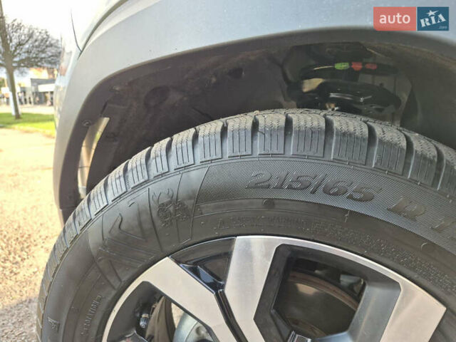 Рено Дастер 2025 в Кропивницком (Кировограде) на Automoto.ua Бежевый Рено Дастер, объемом двигателя 1.33 л и пробегом 13 тыс. км за 24500 $, фото 14 на Automoto.ua