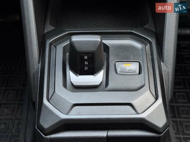 Бежевый Рено Дастер, объемом двигателя 1.33 л и пробегом 15 тыс. км за 25265 $, фото 16 на Automoto.ua