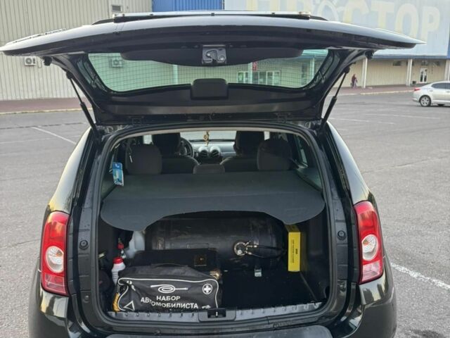 Чорний Рено Дастер, об'ємом двигуна 1.6 л та пробігом 205 тис. км за 8349 $, фото 3 на Automoto.ua